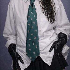 Halston Vintage Tie 100% Silk